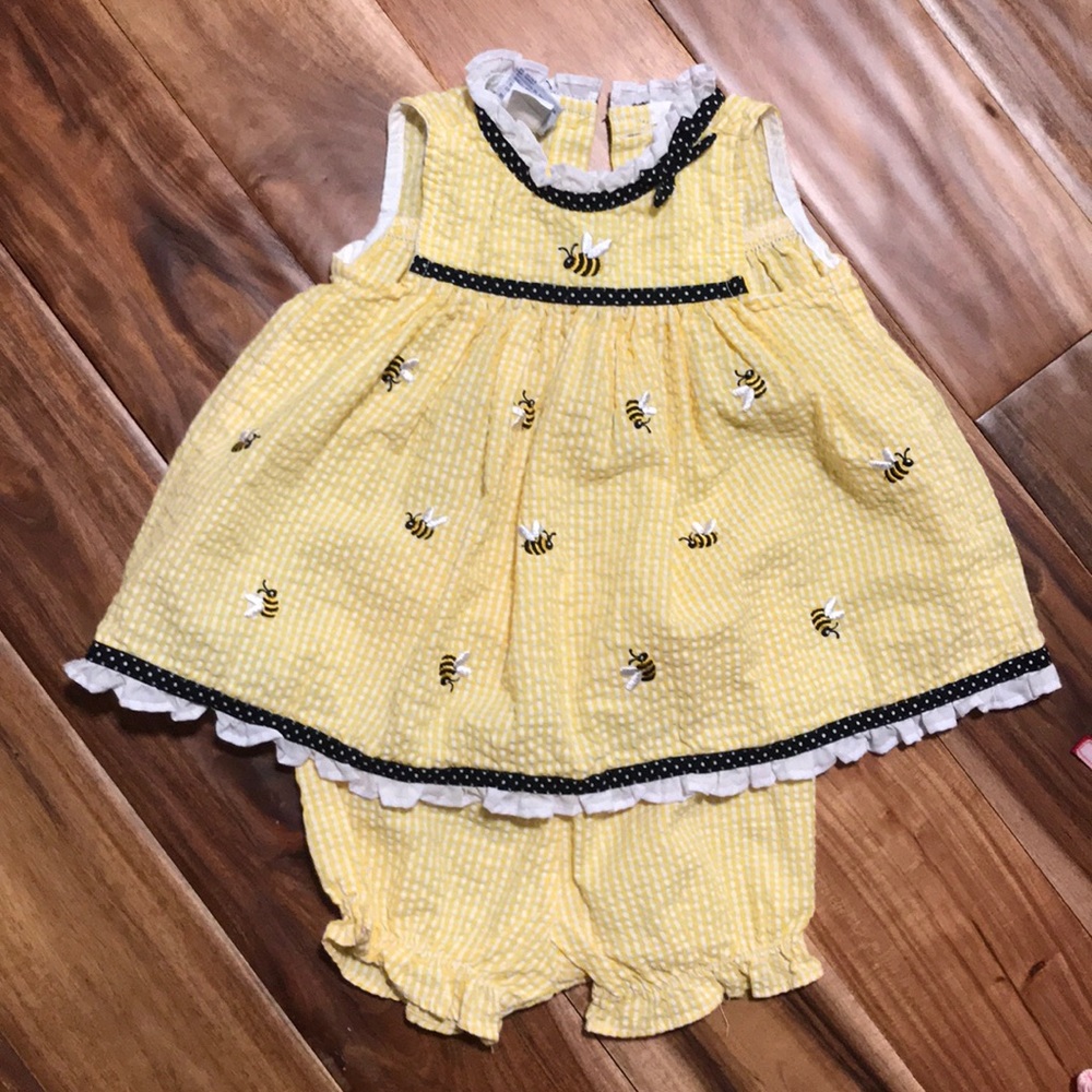 Little girls short set